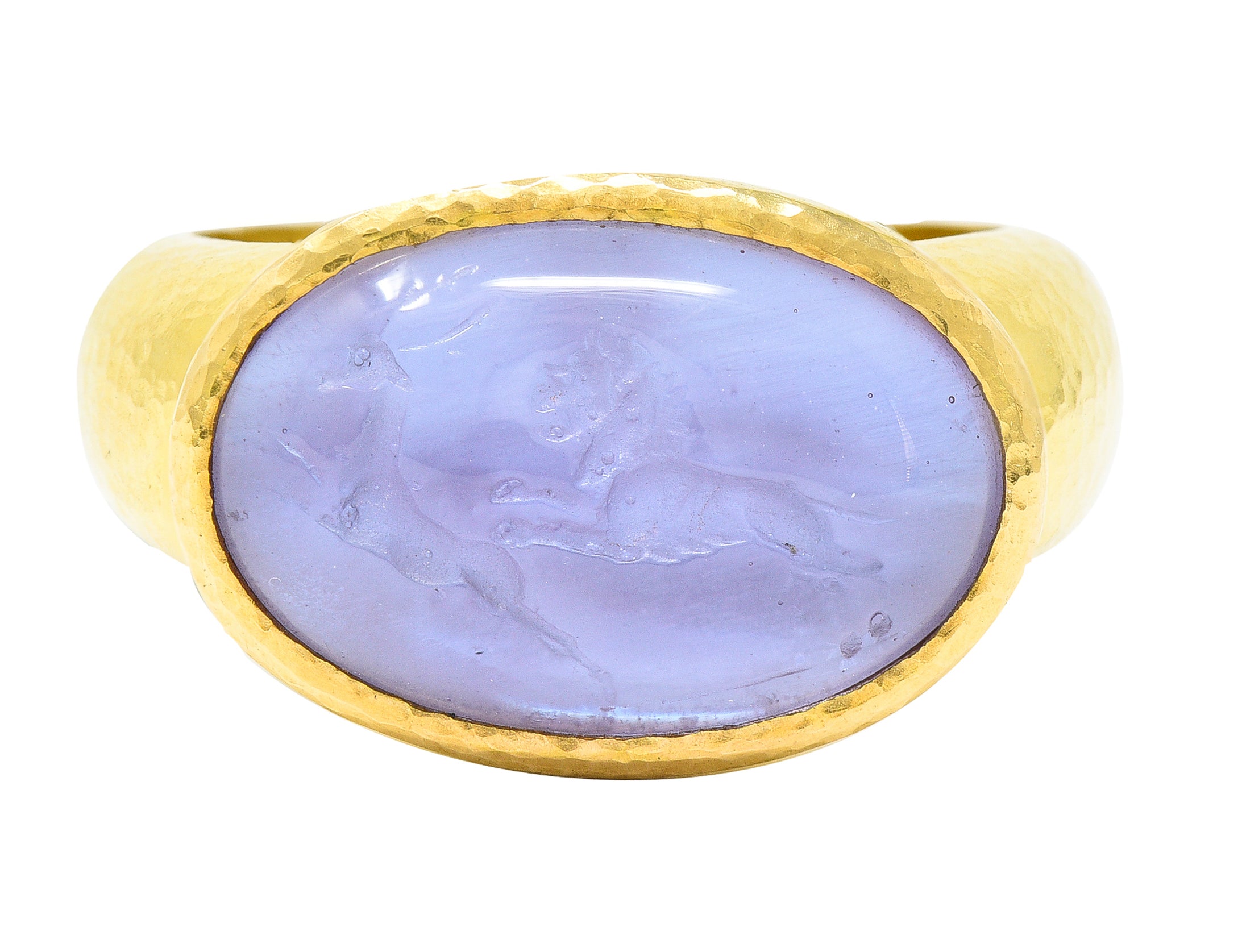 Elizabeth Locke Lavender Venetian Glass Mother-Of-Pearl 18 Karat Yellow Gold Lion & Gazelle Intaglio Vintage Signet Ring Wilson's Estate Jewelry