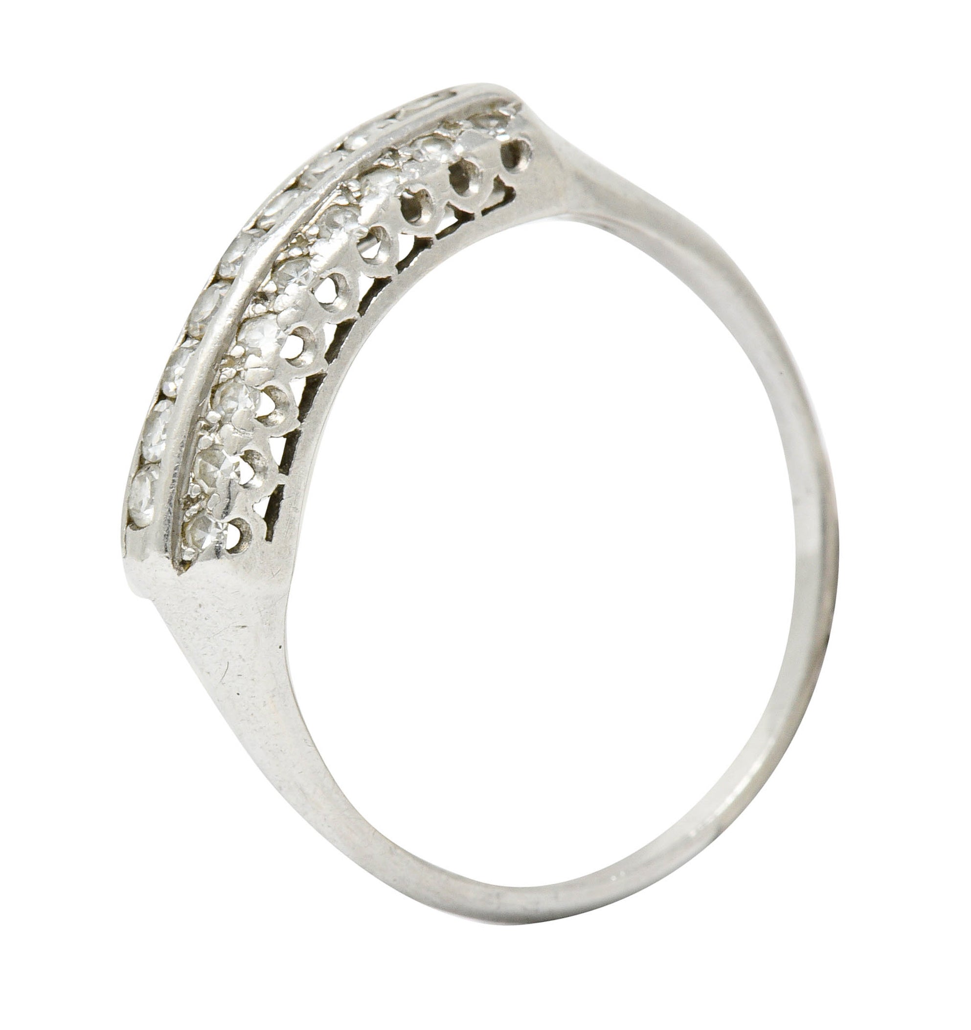 Retro 0.45 CTW Diamond Platinum Fishtail Band RingRing - Wilson's Estate Jewelry