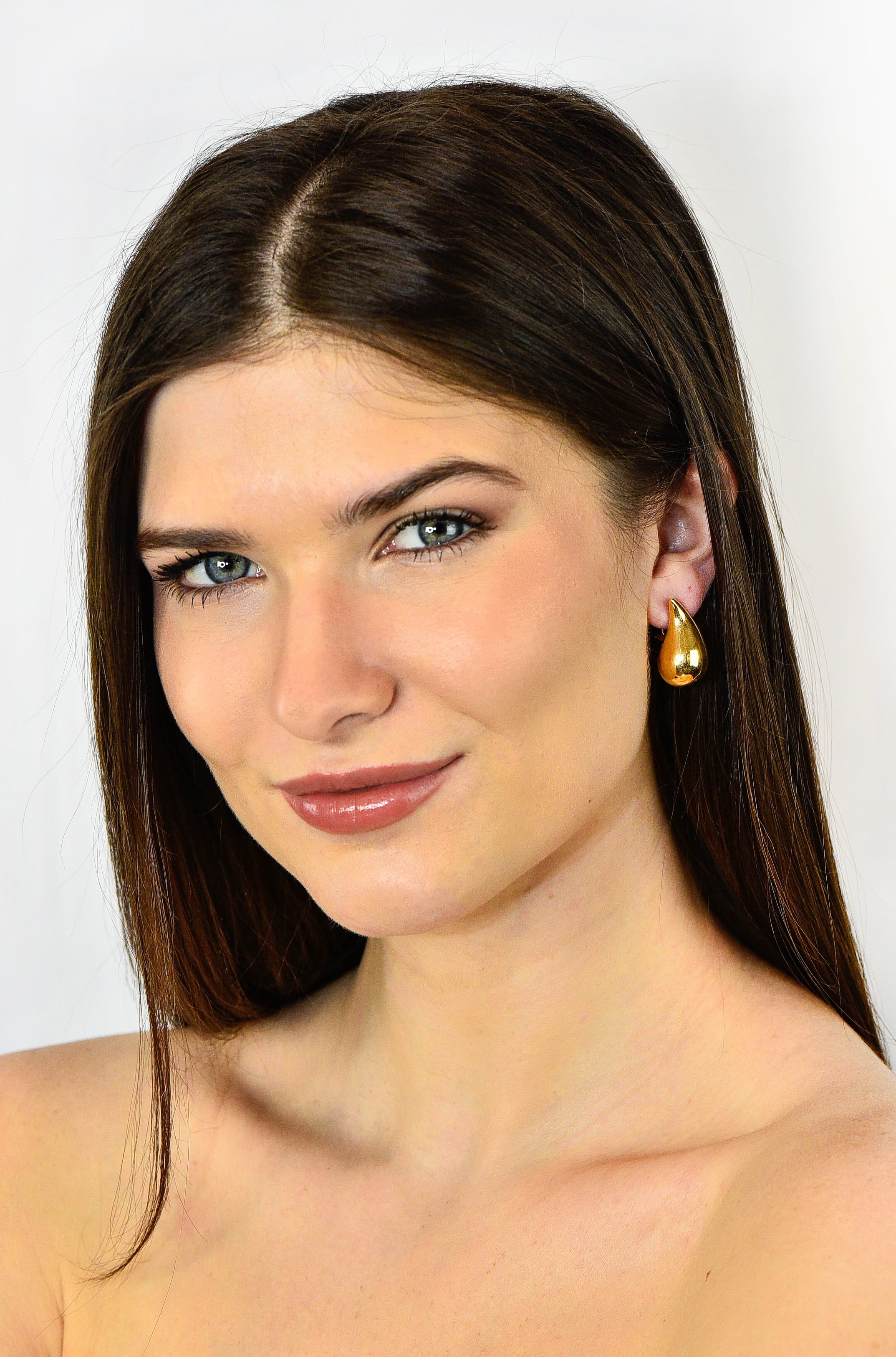 Elsa Peretti Tiffany & Co. 18 Karat Gold Vintage Teardrop EarringsEarrings - Wilson's Estate Jewelry