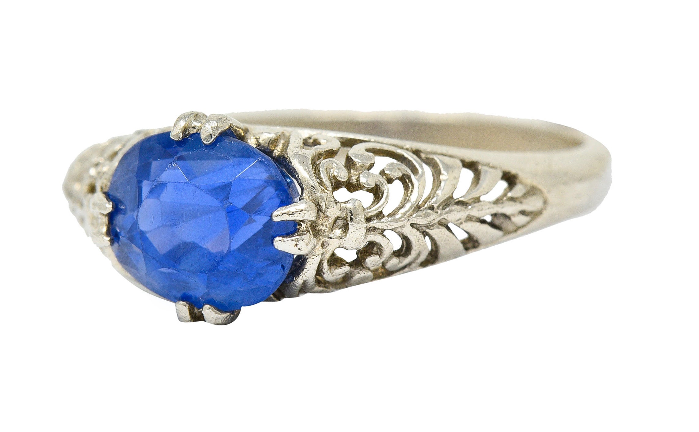 Art Deco 1.90 CTW Sapphire 14 Karat White Gold Scrolled Foliate RingRing - Wilson's Estate Jewelry