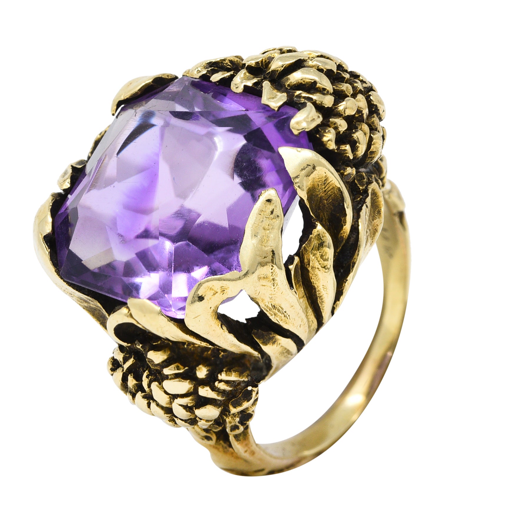 Art Nouveau Amethyst 14 Karat Yellow Gold Chrysanthemum Antique Flower Ring Wilson's Estate Jewelry