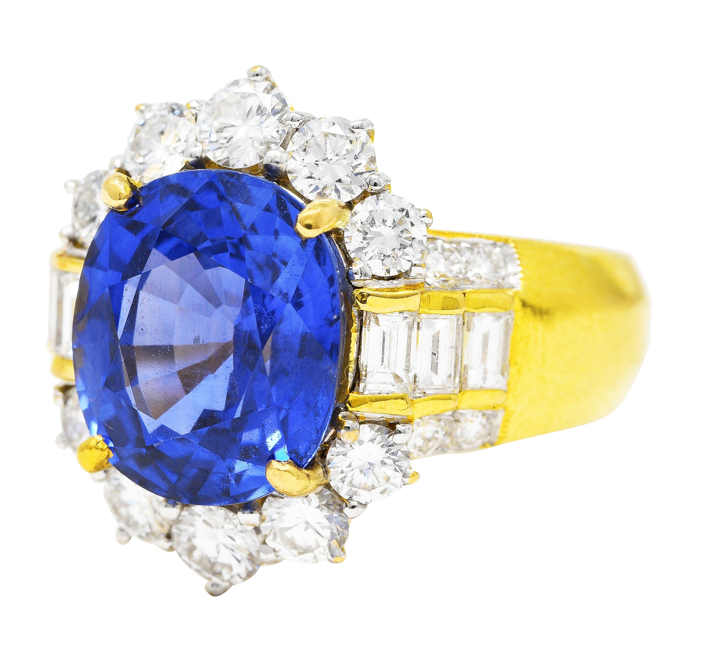 Vintage 7.96 CTW Sapphire Diamond 18 Karat Yellow Gold Cluster Band Ring GIA Wilson's Estate Jewelry