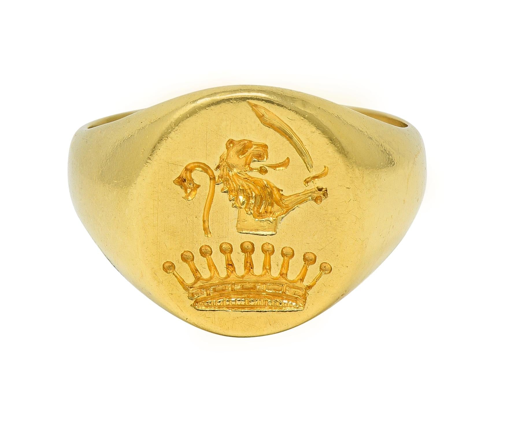 Victorian 18 Karat Yellow Gold Heraldic Lion Intaglio Antique Unisex Signet Ring