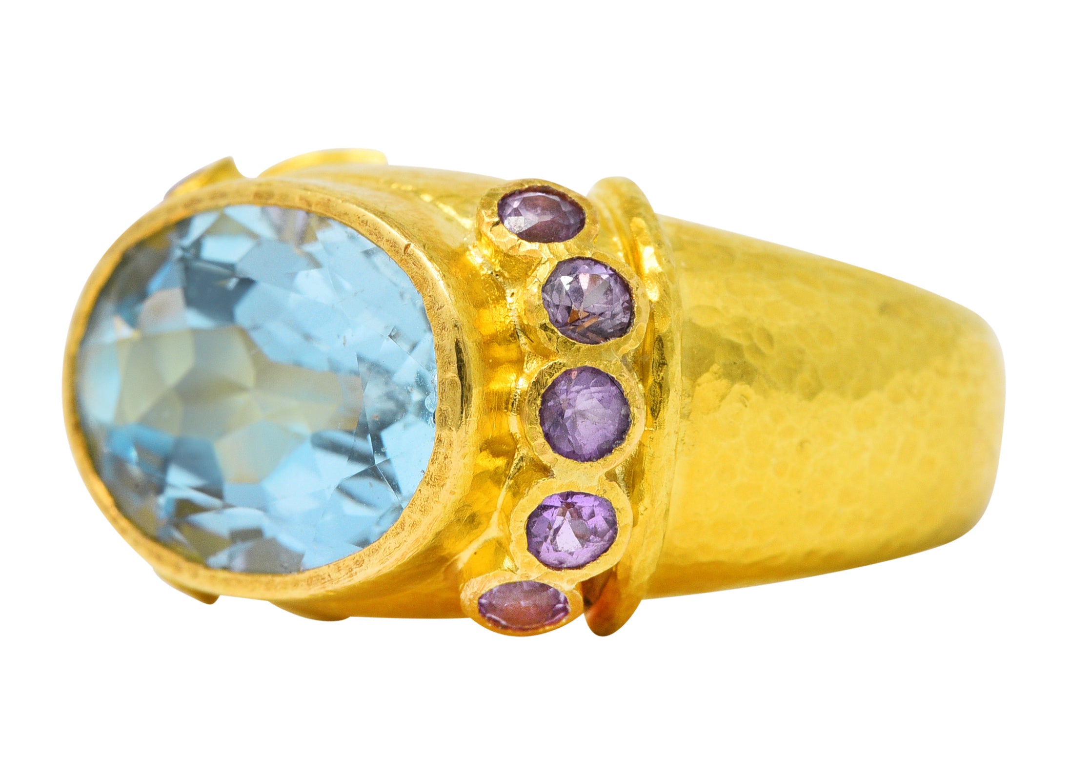 Elizabeth Locke Vintage Lavender Sapphire Aquamarine 19 Karat Yellow Gold Ring Wilson's Estate Jewelry