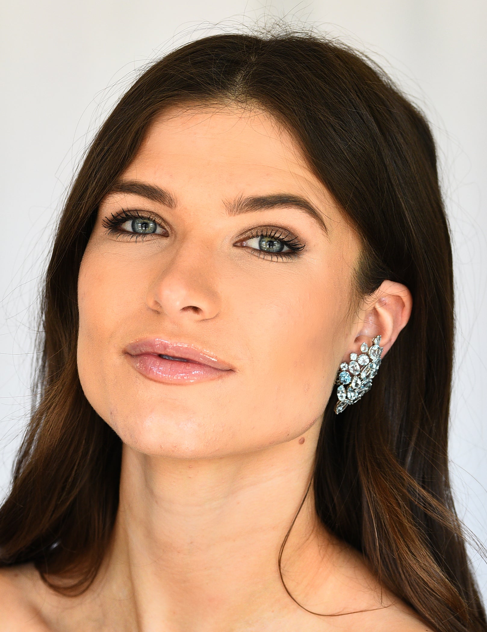 French Mid-Century 77.50 CTW Aquamarine Diamond 18 Karat White Gold Convertible Drop Cluster Ear-Clip Earrings Wilson's Estate Jewelry