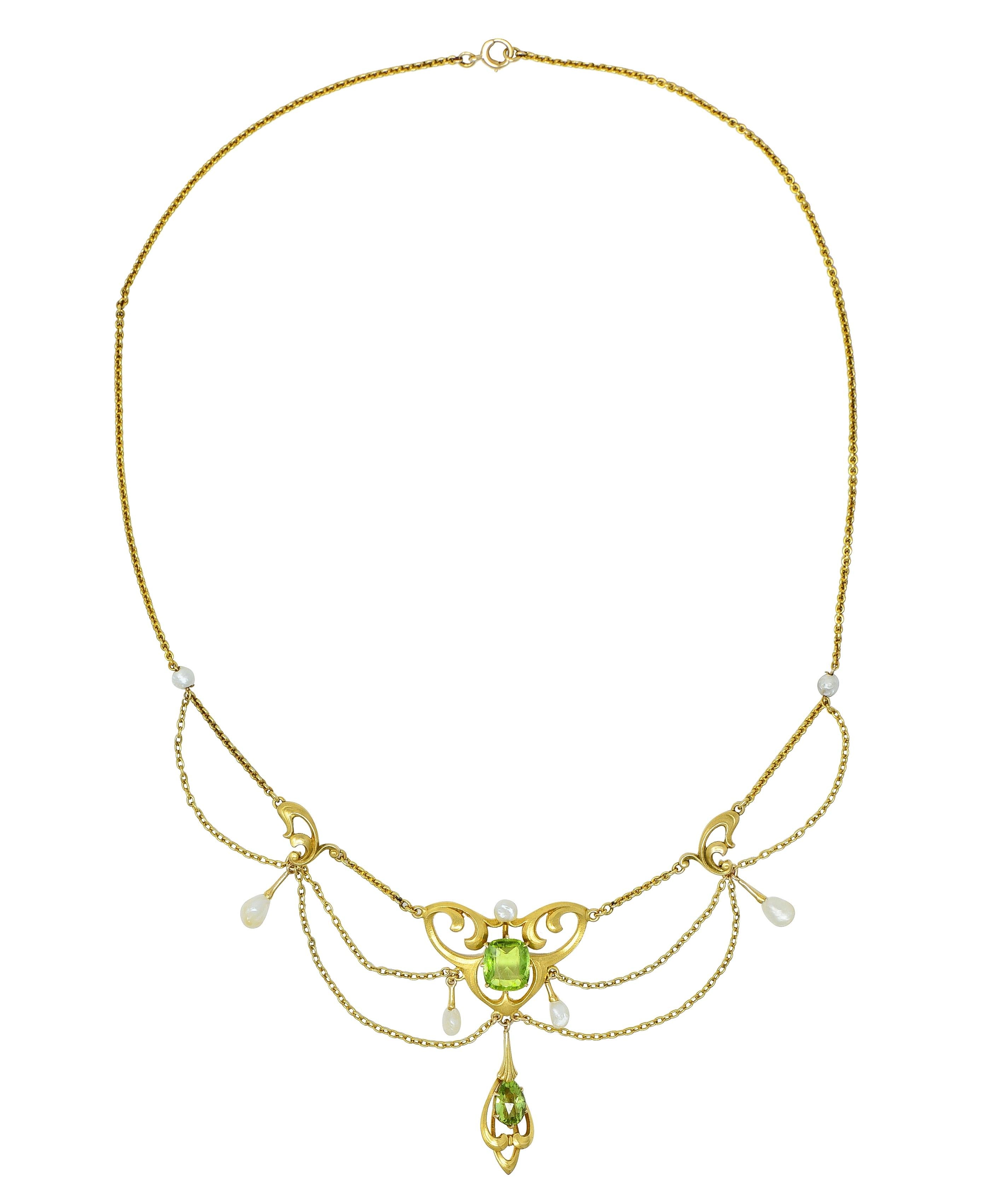 Art Nouveau Peridot Pearl 14 Karat Yellow Gold Festoon Antique Drop Necklace