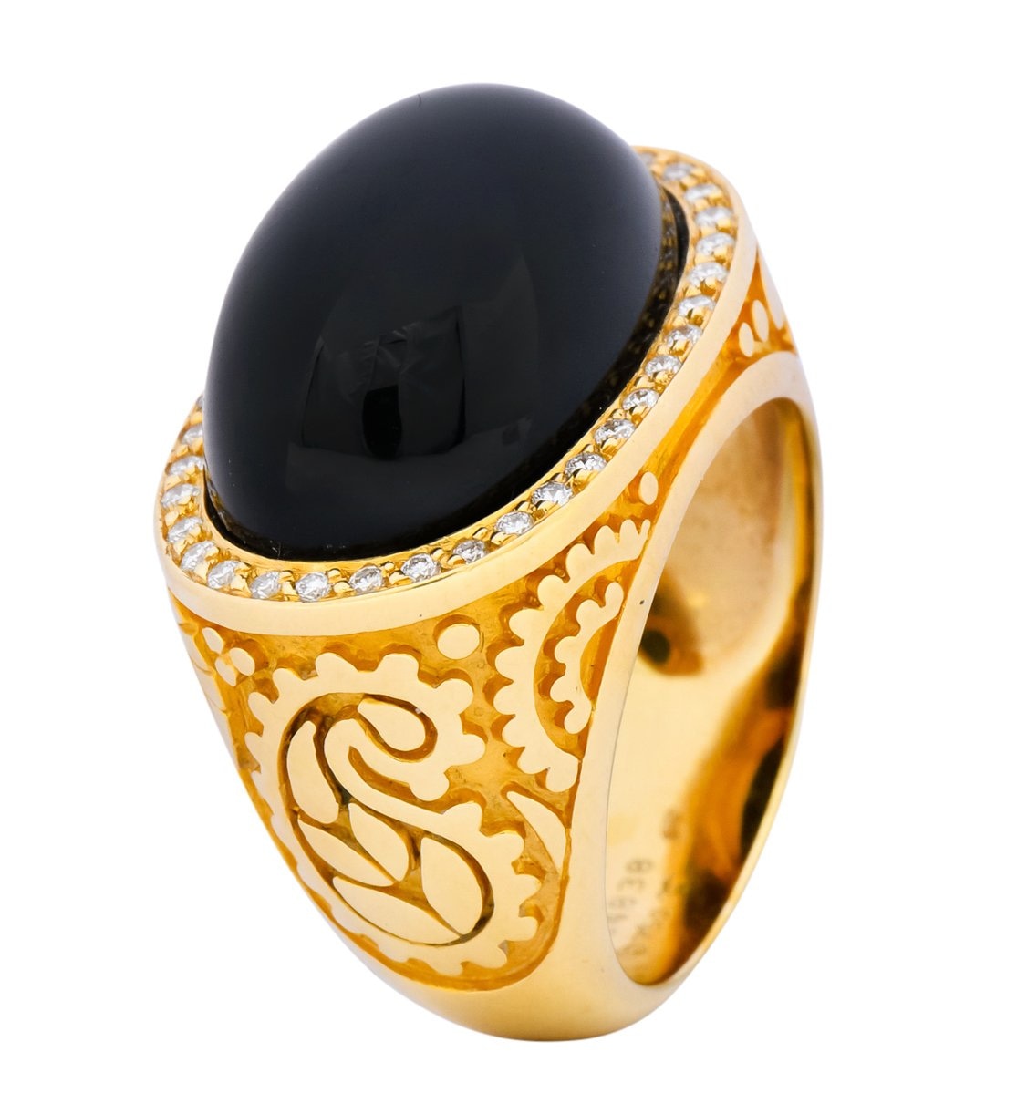 Carrera y Carrera Black Onyx 0.40 CTW Diamond 18 Karat Yellow Gold Cocktail Ring - Wilson's Estate Jewelry