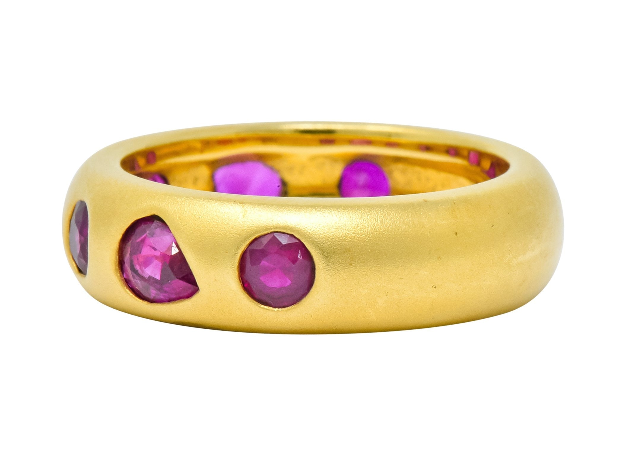 Contemporary 1.75 CTW Ruby 18 Karat Gold Geometric Band Ring - Wilson's Estate Jewelry