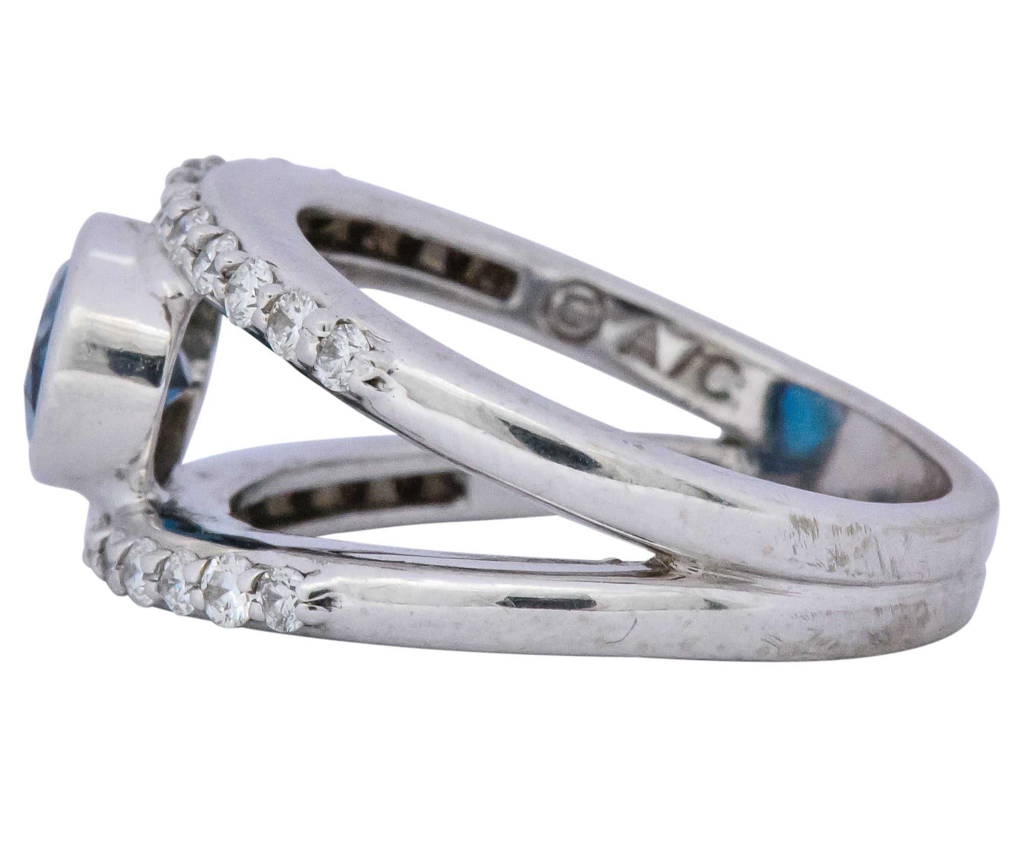Contemporary 2.14 CTW Blue Topaz 14 Karat White Gold Fashion Ring - Wilson's Estate Jewelry