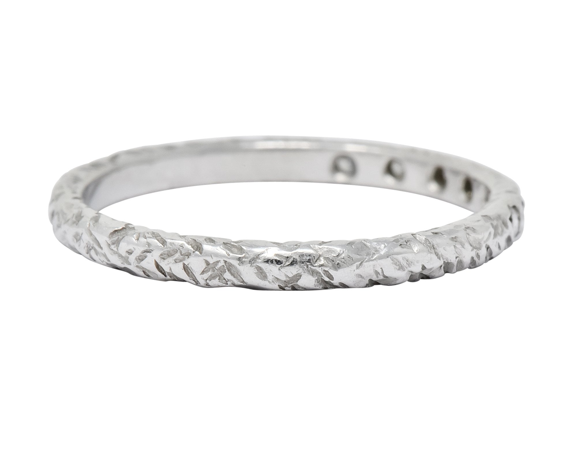 Lovely Retro 1940's Diamond Platinum Engraved Foliate Band Ring - Wilson's Estate Jewelry