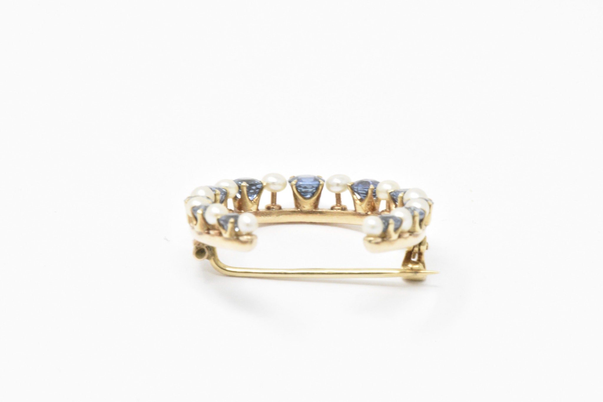 Victorian Montana Sapphire and Natural Pearl 14K Yellow Gold Horseshoe Pin Brooch Wilson's Estate Jewelry