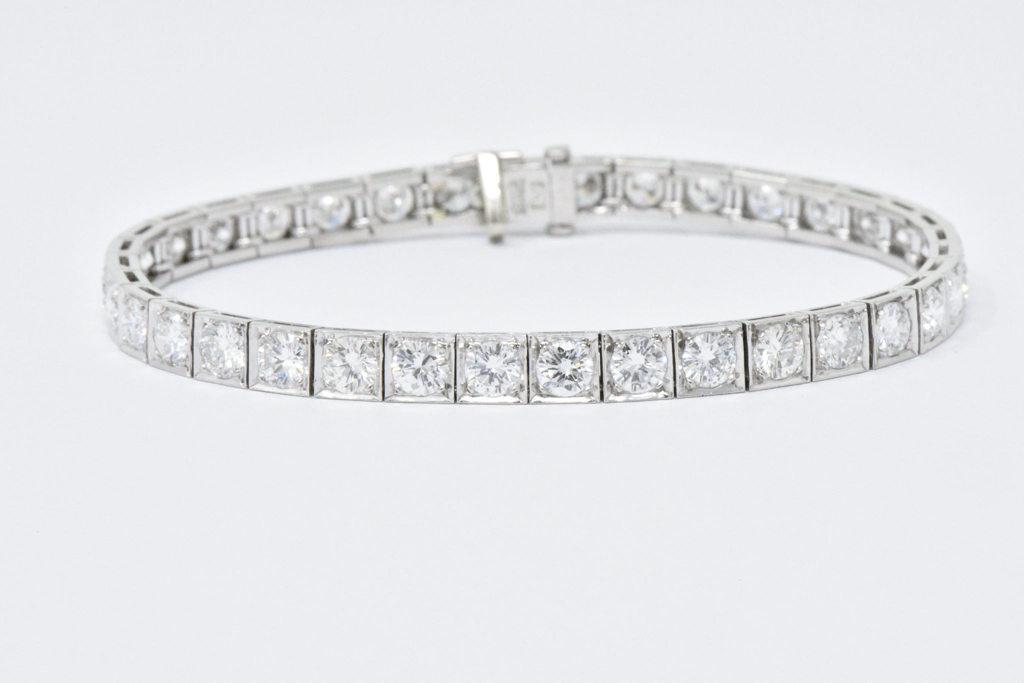 Waslikoff 7.20 Carat Diamond & Platinum Line Tennis Bracelet Wilson's Estate Jewelry